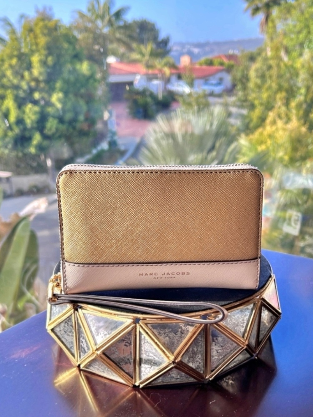 Marc Jacobs Gold / off White Zip around Wallet Wristlet EUC Verified Authentic